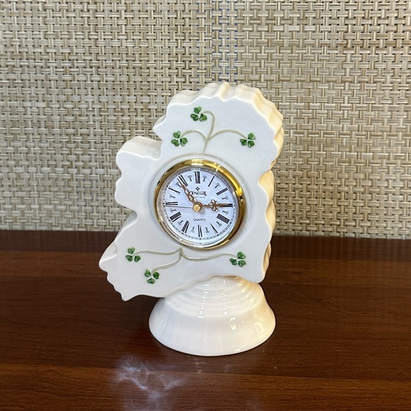 🌟4xHP🌟☘️VTG 1988-98 Donegal Parian China Shamrock Pattern Emerald Isle Clock - Picture 2 of 9